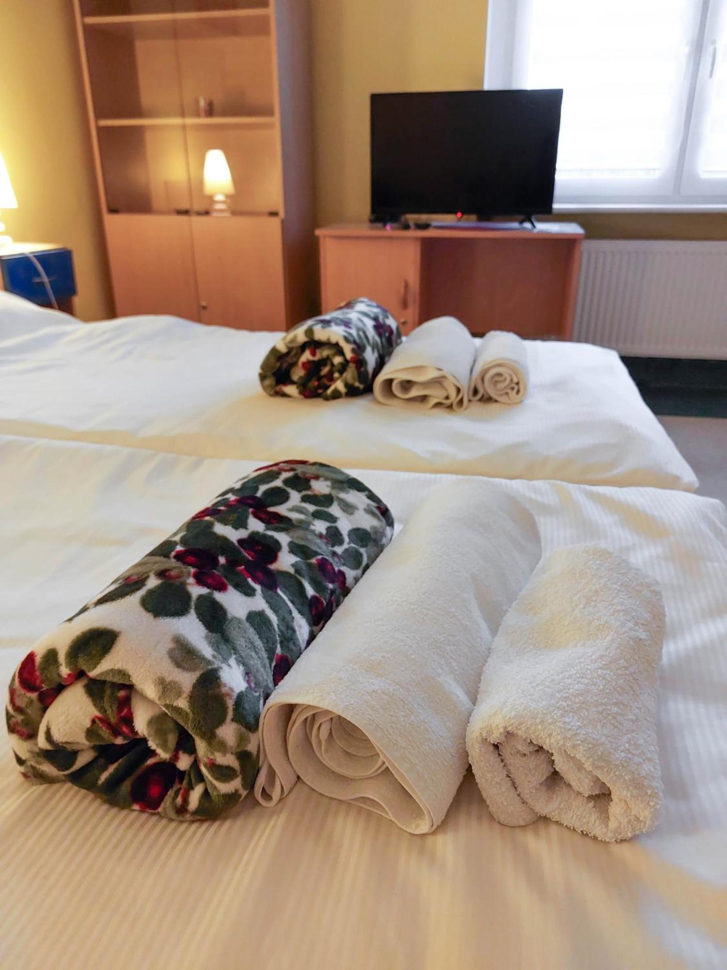 Pod Starymi Lipami Apartment Szczecin Bagian luar foto