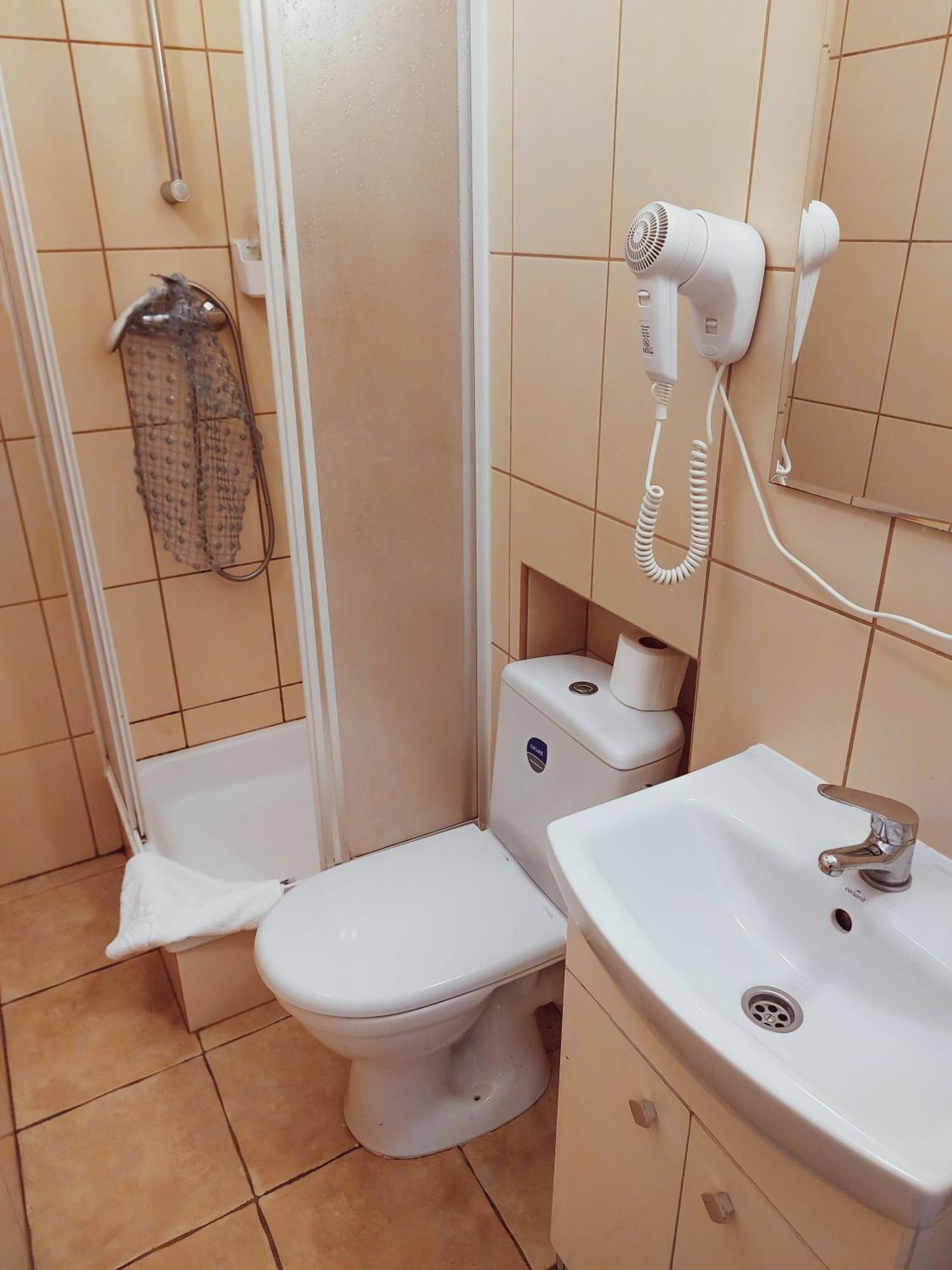 Pod Starymi Lipami Apartment Szczecin Bagian luar foto