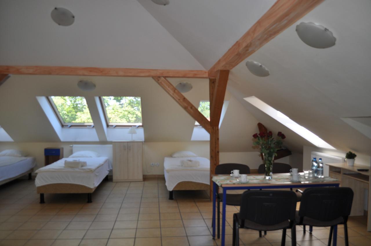 Pod Starymi Lipami Apartment Szczecin Bagian luar foto