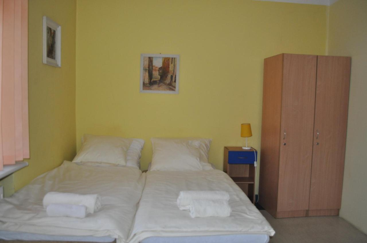 Pod Starymi Lipami Apartment Szczecin Bagian luar foto